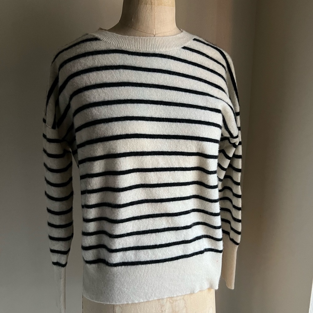 Cynthia Rowley Black and White Striped 100% cashmere sweater